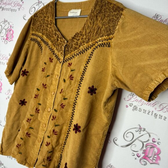 Tradition plus shirt button up western vintage embroidery floral tan belted luxe - Picture 3 of 10
